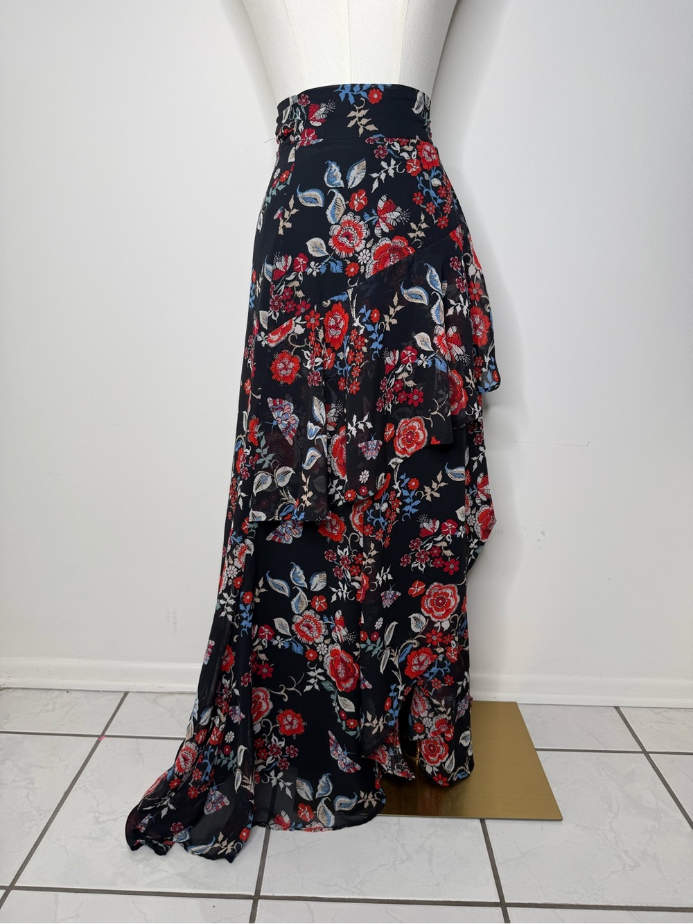 New York & Company Black Maxi Skirt with Red and Blue Floral Print